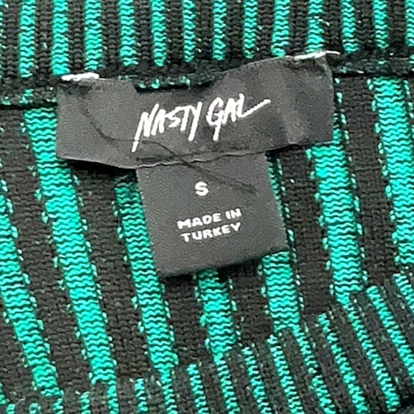 Nasty Gal Sweater Dress - Picture 3 of 4